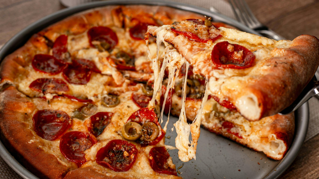 4. Cheese-stuffed-crust pizza