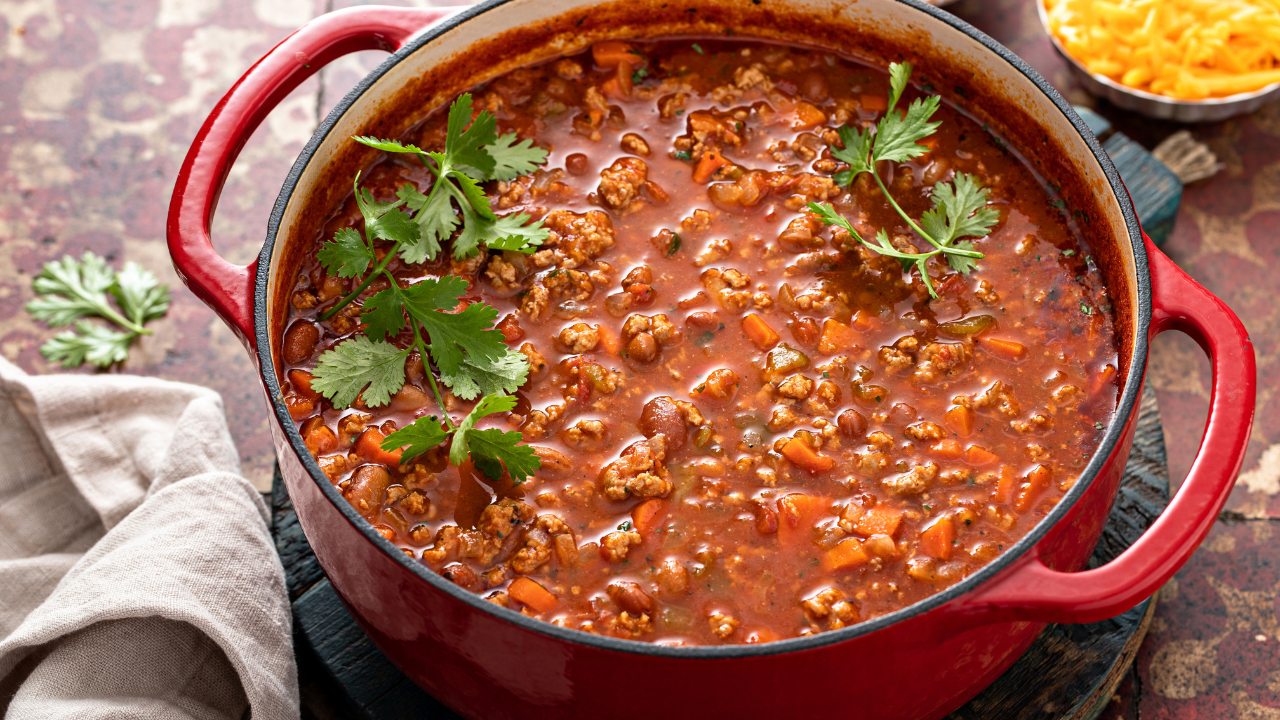 3. Lubia Pokhteh (Red Kidney Bean Dip)