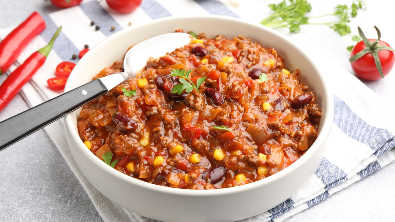 8. Chili With Slow-Cooked Flavor