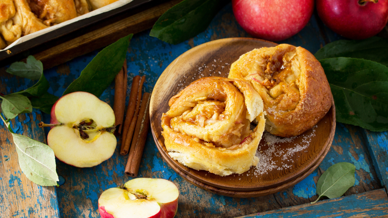 6. Apple Cinnamon Rolls
