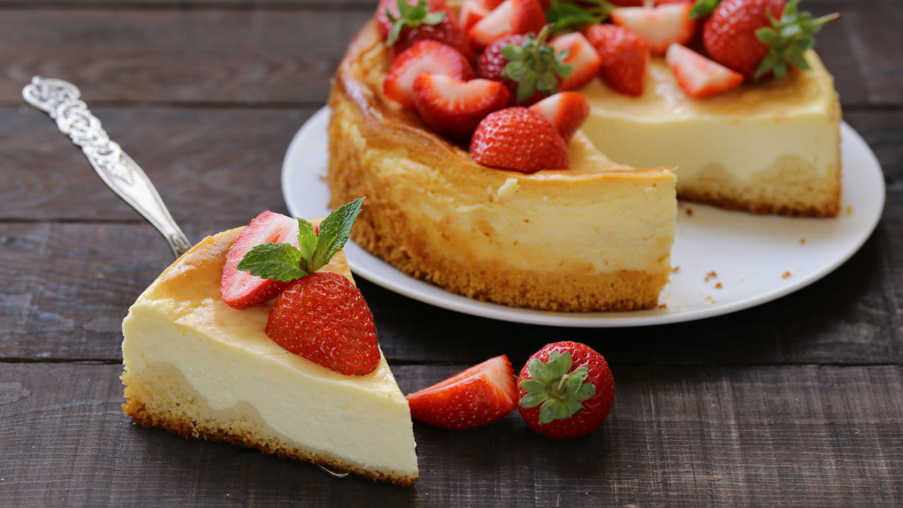 7. Baked dairy-free cheesecake