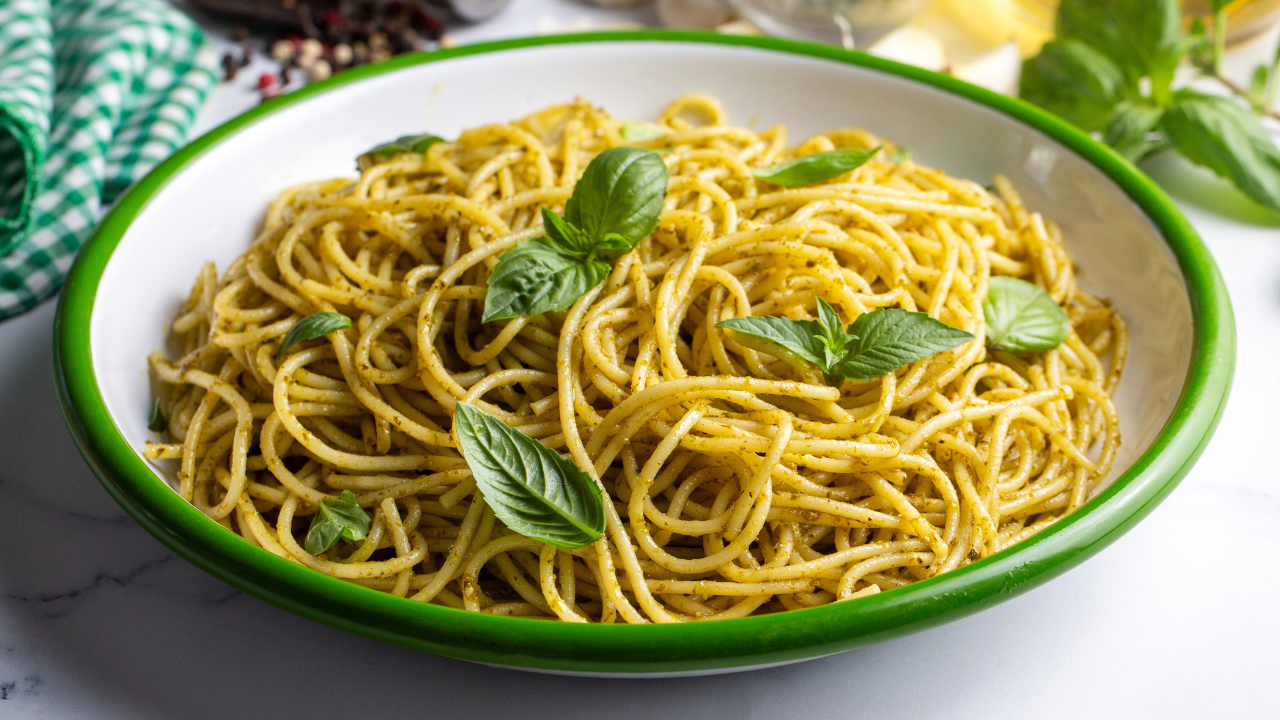 24. Garlic Butter Pasta