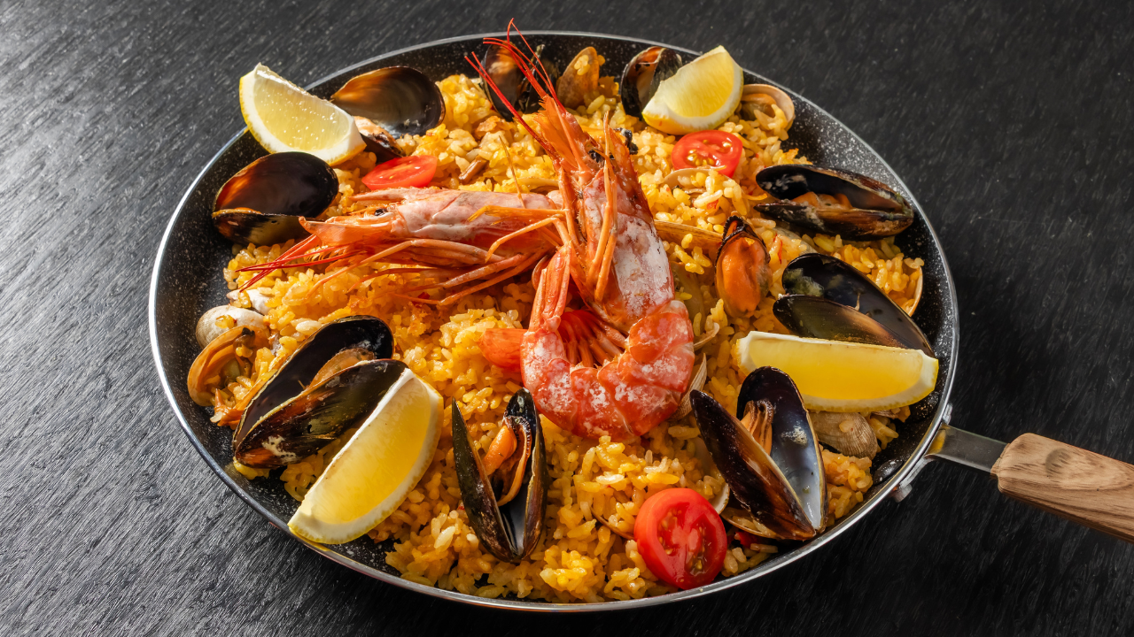 3. Paella