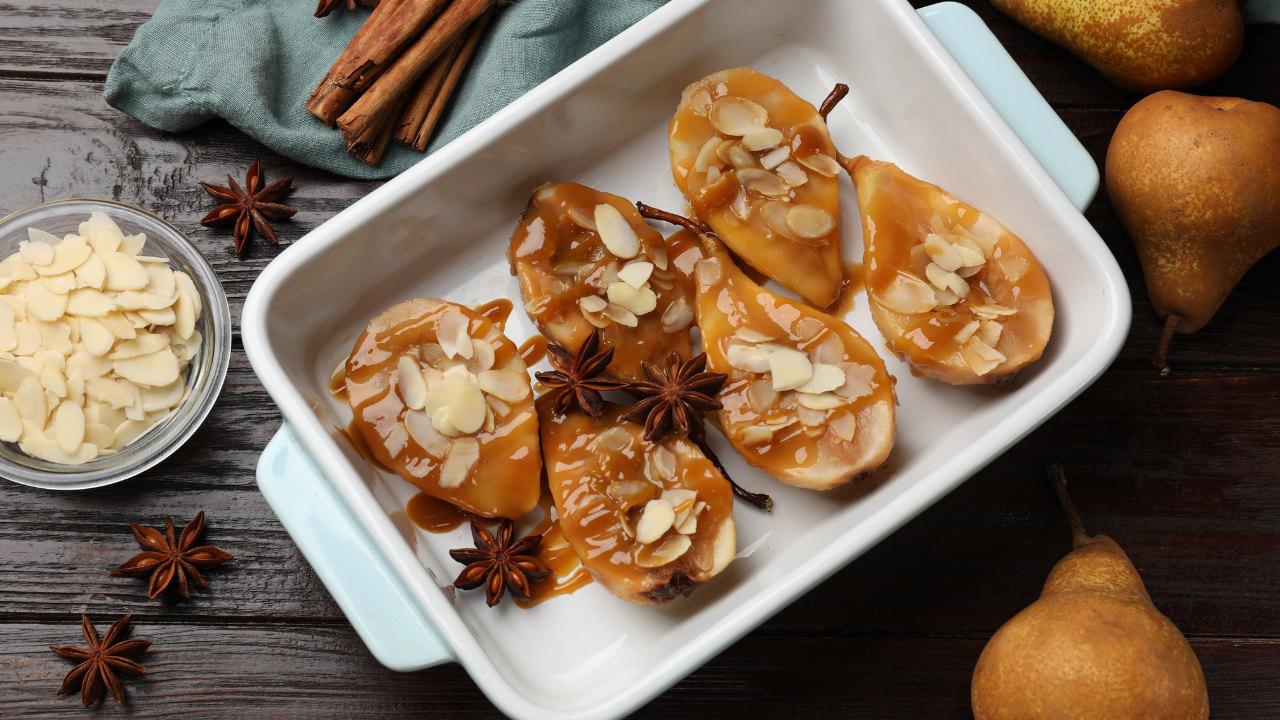 20. Poires Belle-Hélène (Pears with Chocolate Sauce & Ice Cream)